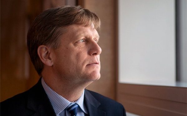 Макфол: США боятся дать оружие Киеву