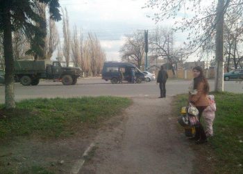 В Макеевке «Урал» боевиков протаранил маршрутное такси