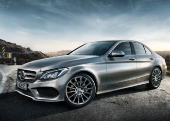 Новый Mercedes-Benz C 160 получит "задушенный" мотор и механическую коробку передач