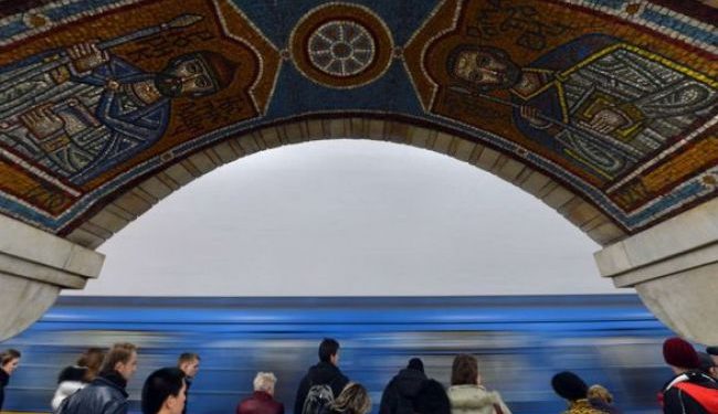 В Киеве на станции метро «Лыбедская» под поезд упал человек