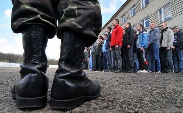 Желание пойти служить в армию выявило 8,4 тыс добровольцев