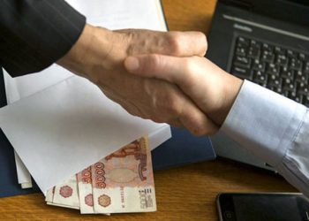 В Москве за взятку задержана следователь
