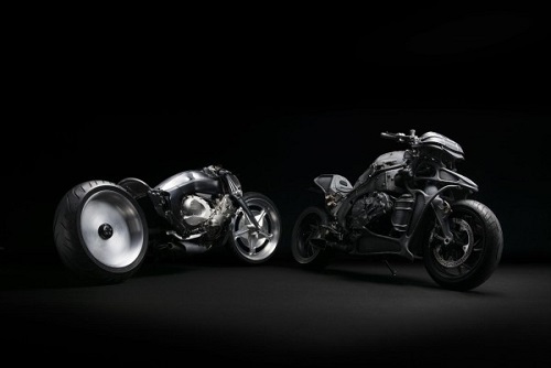 BMW Motorrad презентовала два уникальных мотоцикла