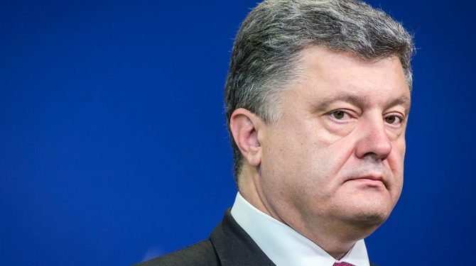 ВСУ не будут первыми наступать, - Порошенко