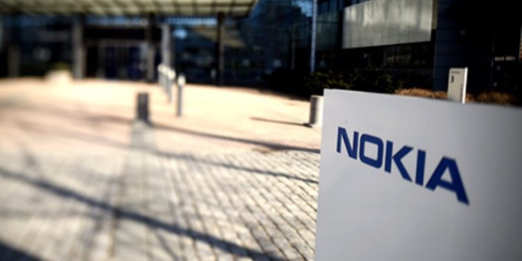 Компания Nokia опровергла слухи о возвращении телефонов на рынок