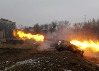 Террористы накрыли огнем из танков силы АТО под Опытным
