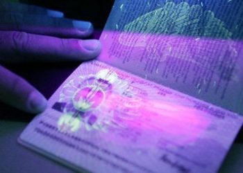 Данные о детях больше не будут вносить в загранпаспорта родителей