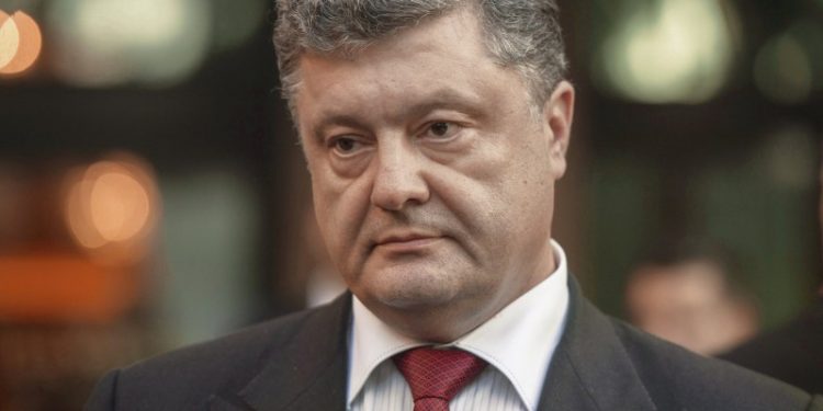 За пострадавшими от землетрясения в Непале украинцами должен прилететь самолет