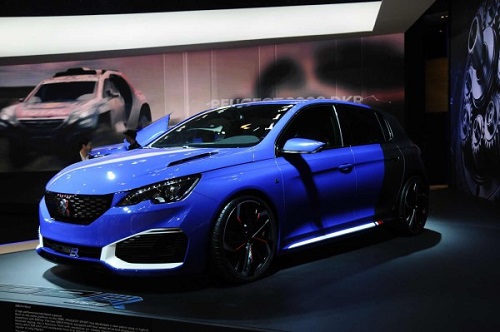 Сильный гибрид Peugeot 308 R дебютировал в Шанхае