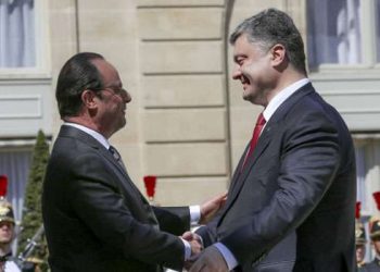 Президент Украины встретился с украинской диаспорой во Франции