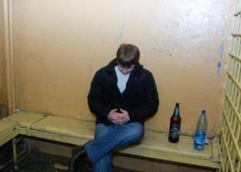 Двадцатилетнего парня посадят на 4 года за бутылку пива