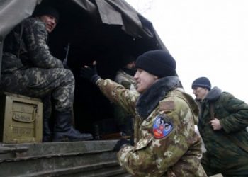 Террористы накрыли огнем дома Счастья