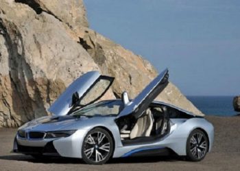 Немецкие СМИ приоткрыли занавес над новой экомоделью BMW