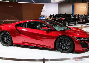 В Нью-Йорке представили спецверсию суперкара Acura NSX