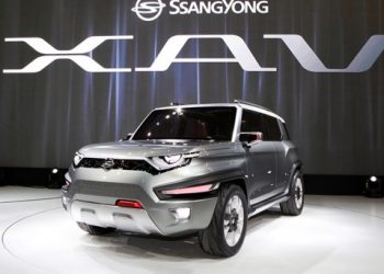 На автосалон в Сеуле SsangYong привезла гибридный концептуальный кроссовер XAV