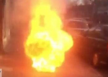 Англичанин снял на видео городской "вулкан"
