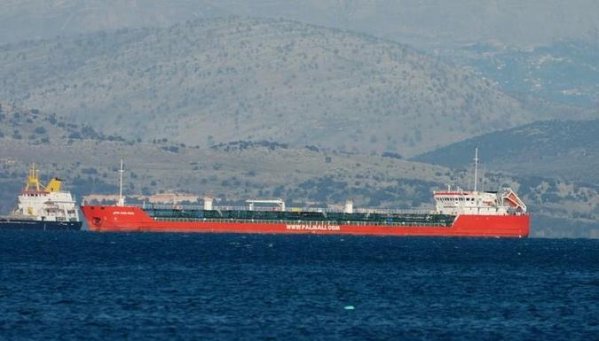 Украина задержала российский танкер за заход в Крым