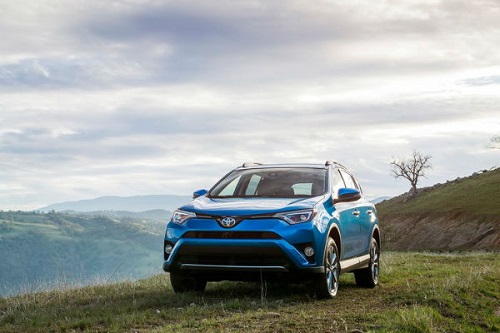 Представлена обновленная Toyota RAV4