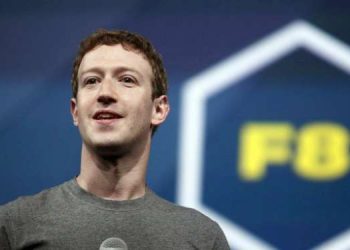 Диалог об открытии в Украине офиса Facebook продолжается, - Порошенко