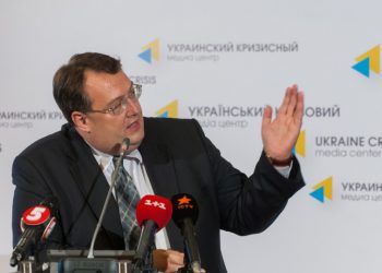 Нардеп предложил Путину обменять Савченко на 2 российских военных
