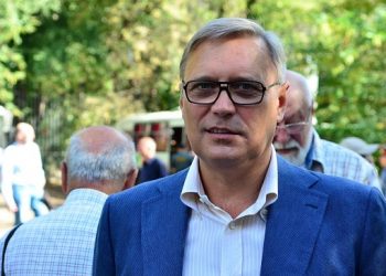 В США собирают подписи за предоставление гражданства Касьянову