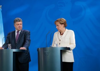 Порошенко собрался на встречу с Меркель: будут обсуждать реформы