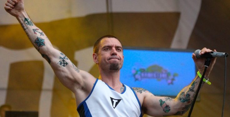 Михалок получил вид на жительство в Украине