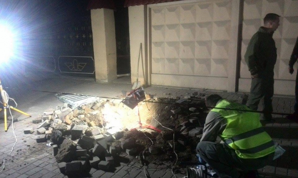Ночной взрыв в Одессе правоохранители квалифицировали как умышленное повреждение имущества