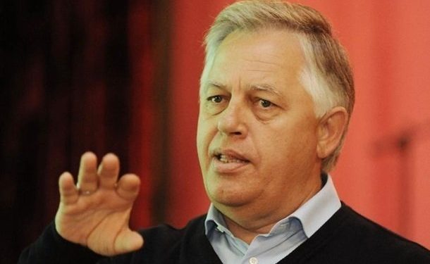 Симоненко обратился к президенту не подписывать закон о запрете коммунистической символики