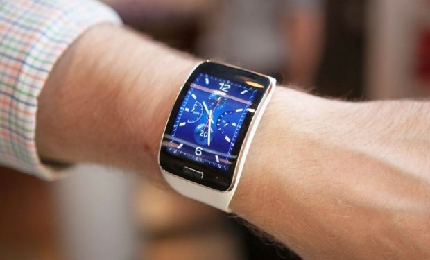 Новые «умные» часы Samsung Gear появятся в начале осени