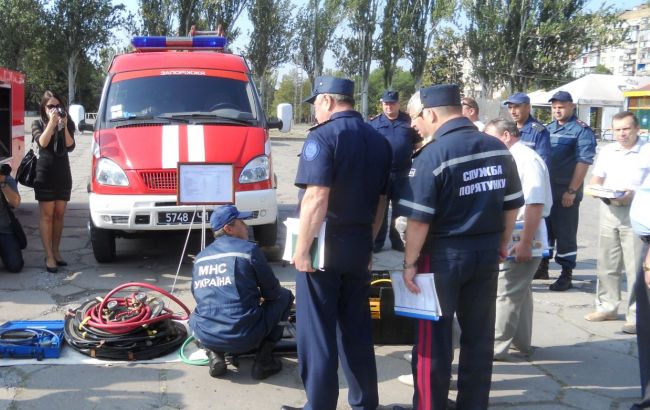 В Черниговской области двух оперативников поймали на взятке в 30 тысяч гривен