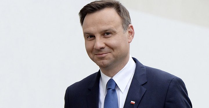 Новый президент Польши пообещал избирателям бесплатные детсады и медицину