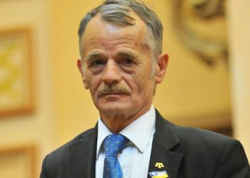 Из Крыма уехали более 20 тыс. крымских татар,- Джемилев