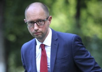 Украинский премьер достойно ответил на провокацию журналиста в Париже