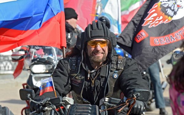 Байкер «Хирург» вызвал на дуэль главу севастопольского Заксобрания