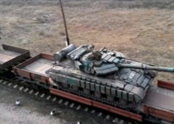 В Иловайск из РФ прибыла очередная порция боевой техники