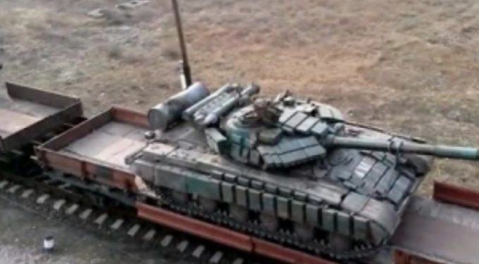 В Иловайск из РФ прибыла очередная порция боевой техники
