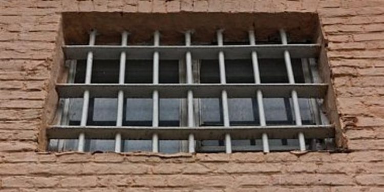 Во Львове на взятке поймали военного комиссара