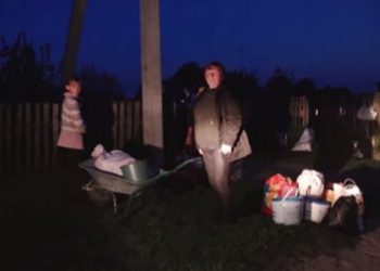 C военного полигона тачками воровали еду