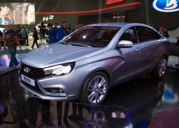 "Стартовые" Lada Vesta будут оснащаться 16-клапанным двигателем 1.6 литра