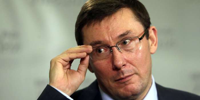 Луценко рассказал, когда вступит в силу закон о Национальной полиции
