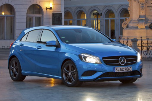 Mercedes A-Class 2016 модельного года уже не скрывает своего облика за "камуфляжем"