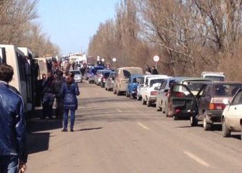 Рейсовые автобусы на блокпостах будут проверять вне очереди