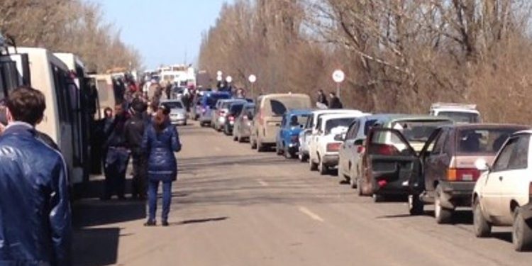 Рейсовые автобусы на блокпостах будут проверять вне очереди