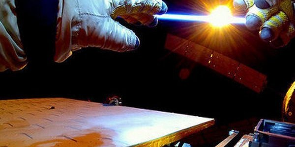 Исследователи создадут 3-D принтер для печати инструментов для МКС