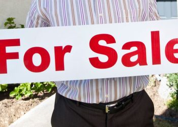 Американские выпускники захотели продать свою школу