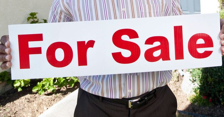 Американские выпускники захотели продать свою школу