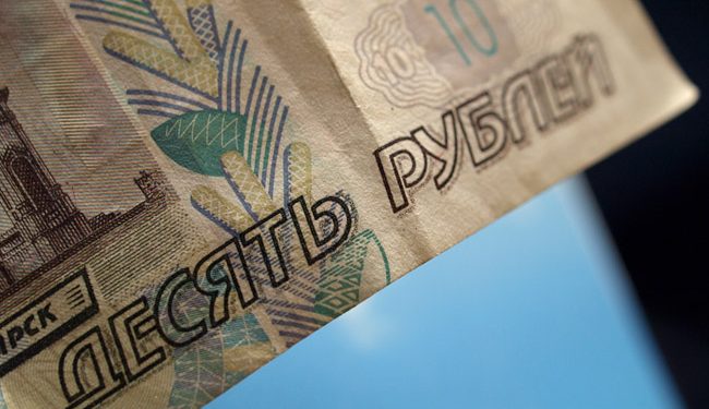 В «ДНР» пенсии и зарплаты бюджетникам выдали «липовыми» рублями
