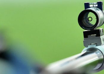 Харьковчанин застрелил на заправке двух людей и взял заложников