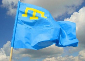 4 тысячи крымских татар спели свой гимн в оккупированном Крыму